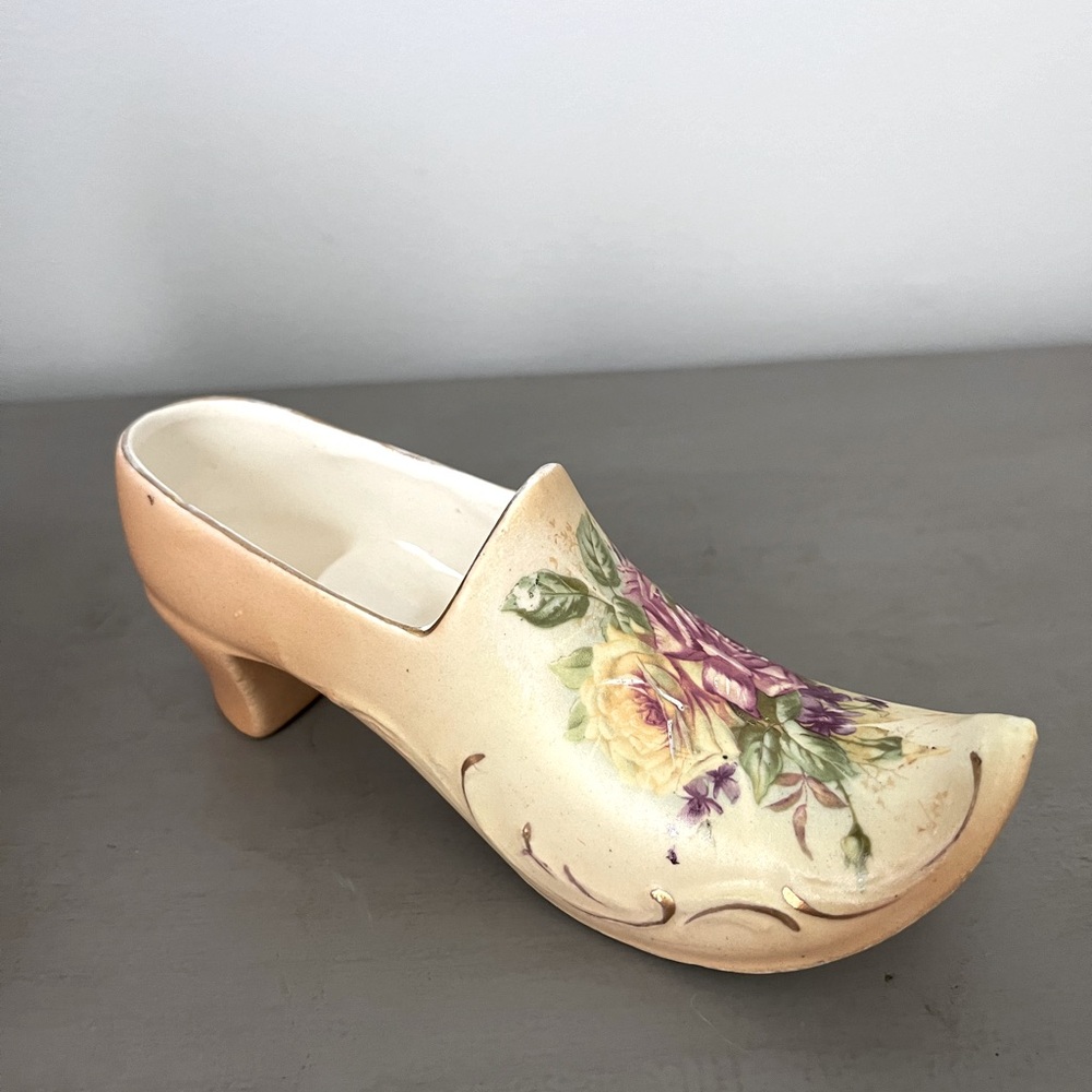Vintage Hand Painted Ceramic Porcelain Shoe Figurine